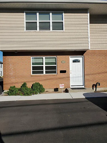 (Undisclosed Address) Photo 1
