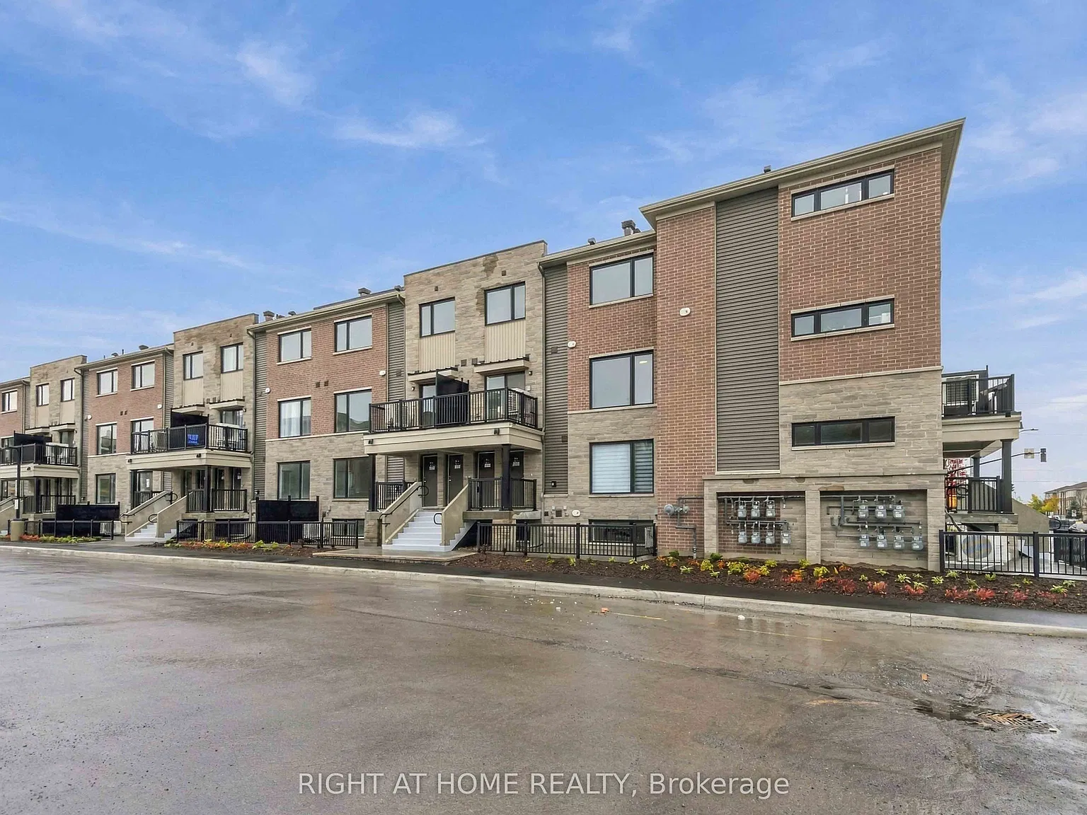 2 bed, $2,300 — Photo 2