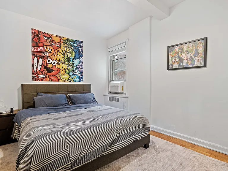 220 Madison Ave #3L — Photo 3