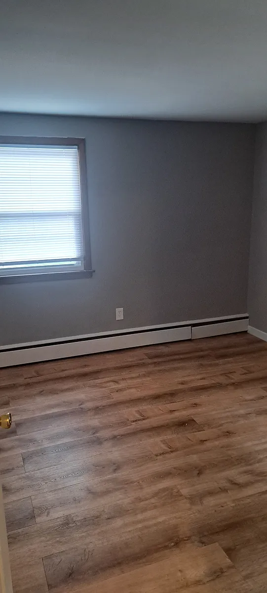 Building Photo - 180 Niagara Falls Blvd #1