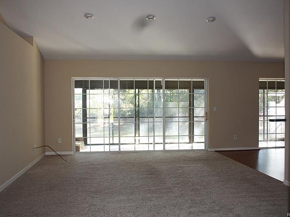 4th image of 70 W Lynnhaven Pl