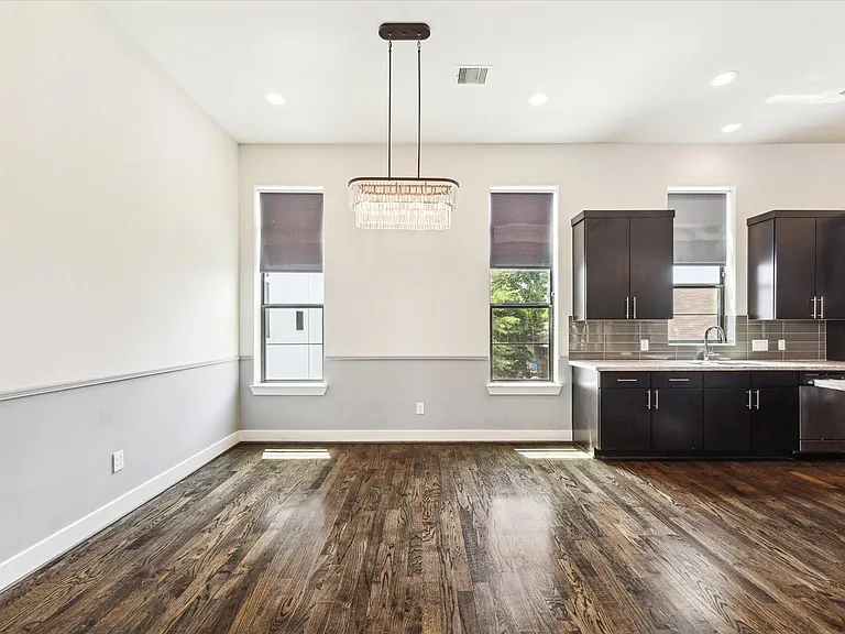 1703 Weber St — Photo 10