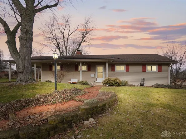 59 Amokee Pl, Tipp City, OH 45371