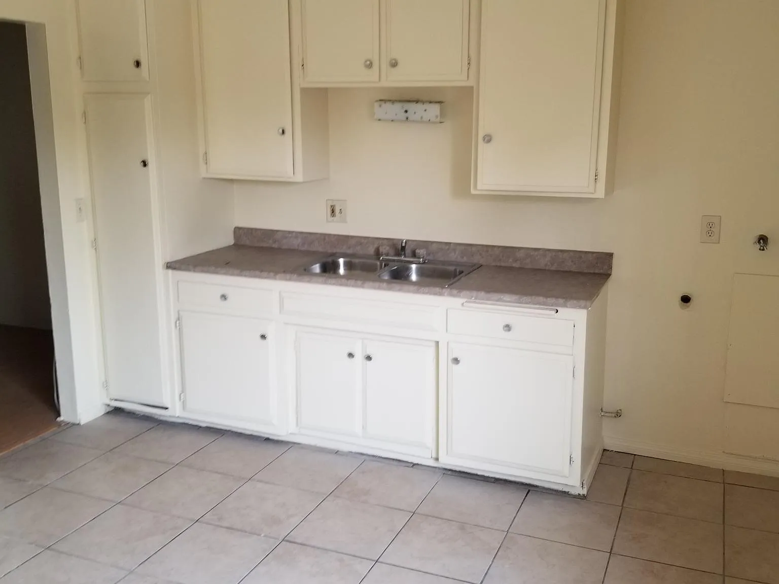 2 bed, 780 sqft, $1,950 — Photo 4