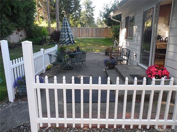 3rd image of 13627 13th Ave NW