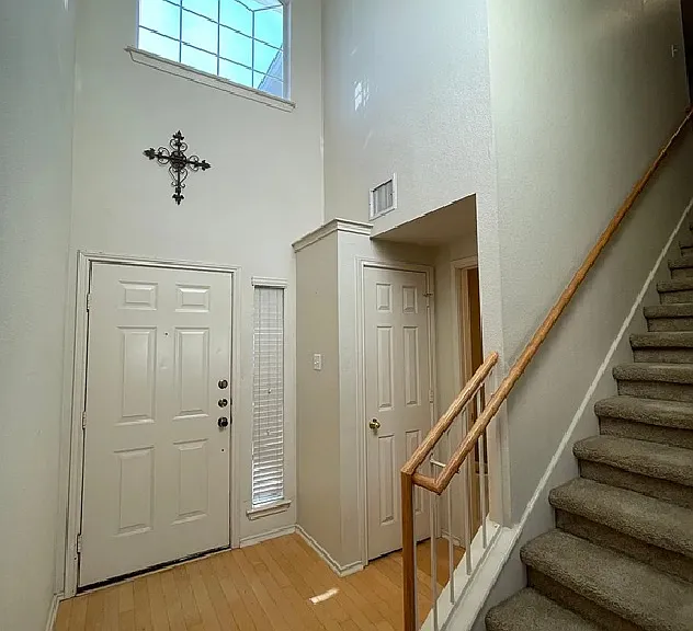 11725 Raymond C Ewry Ln — Photo 3