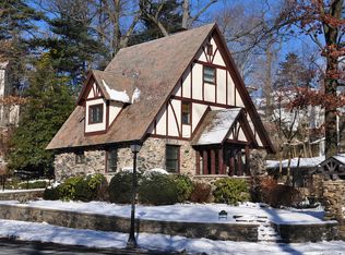 7 Highbrook Ave, Pelham, NY 10803