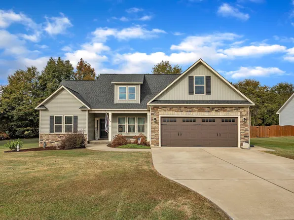 15 Brisk Ct, Willow Spring, NC 27592