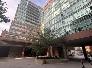 116 George St #N510, Toronto, ON M5A3S2