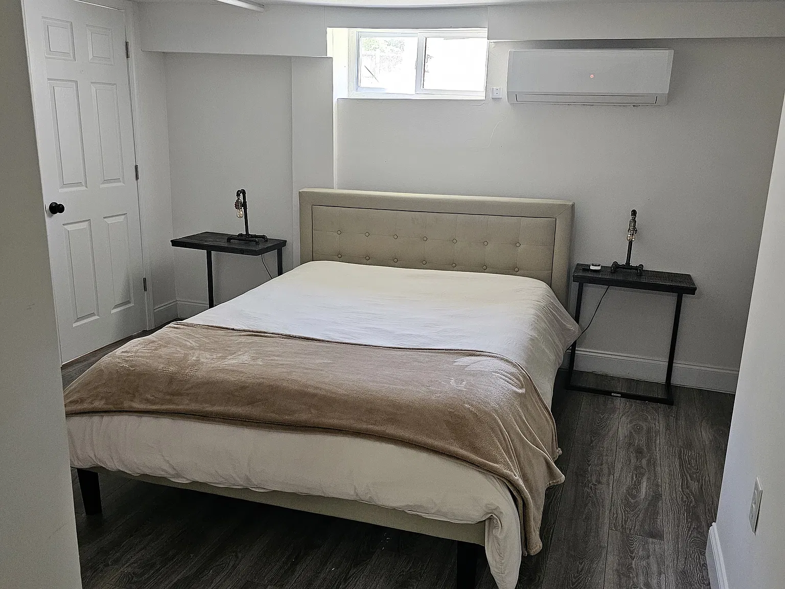 1 bed, 1.5 bath, 750 sqft, $2,150 — Photo 3