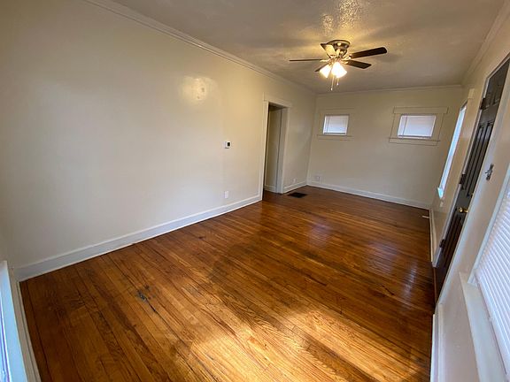 2nd image of 5820 Brooklyn Ave