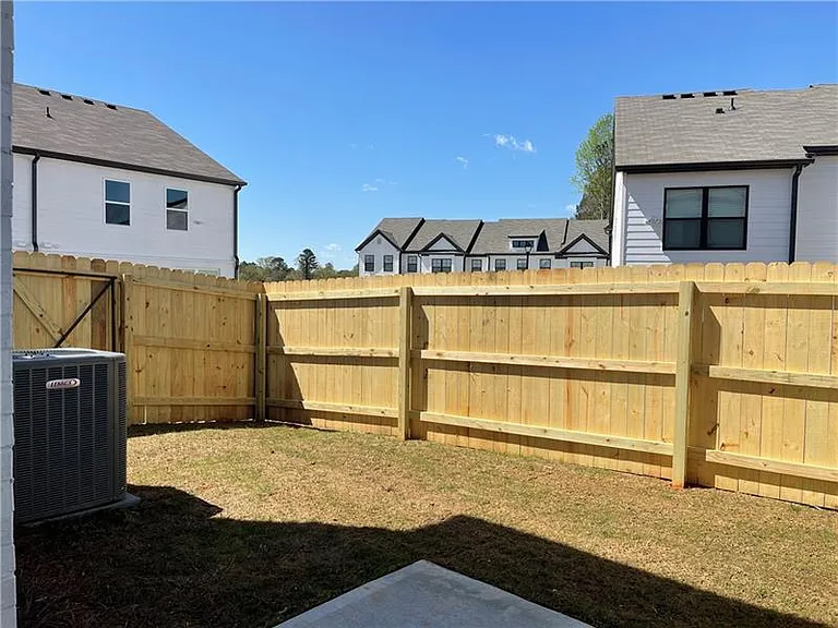 159 Auburn Run Ln — Photo 9
