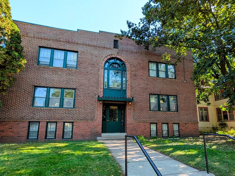 115 Bedford St SE