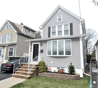 535 Freeman St, Lyndhurst, NJ, 07071