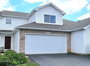 506 Glen Dr #C, Sugar Grove, IL 60554