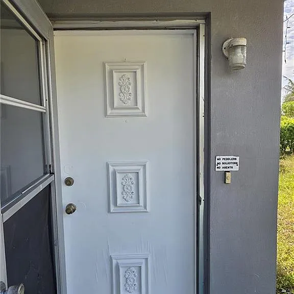 33 Broadway Cir — Photo 30