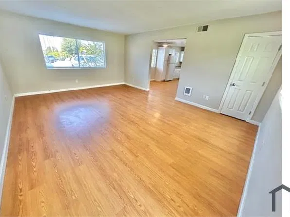 3717 69th St #F, La Mesa, CA 91941