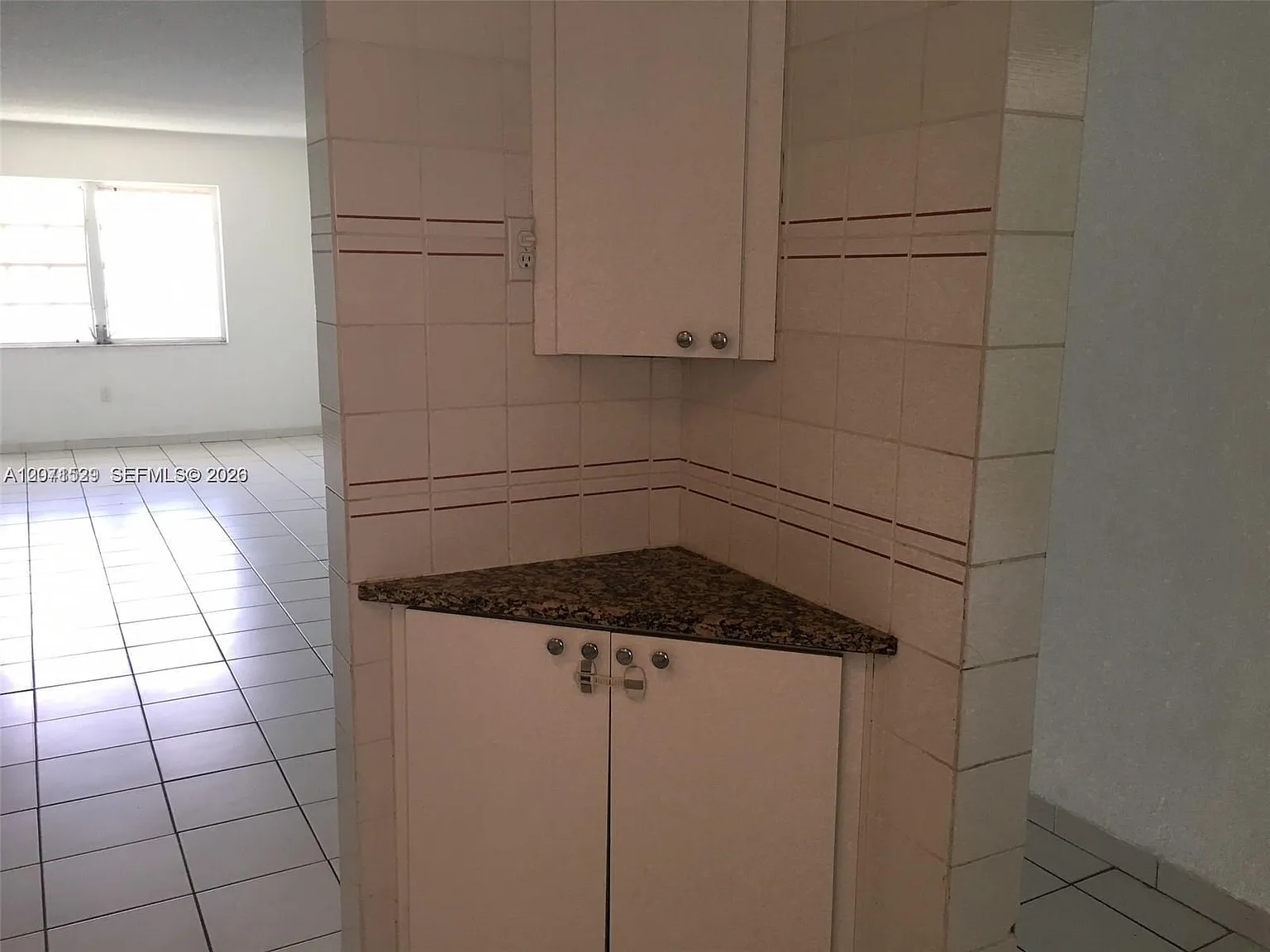 Key Biscayne Vi Condo — Photo 4