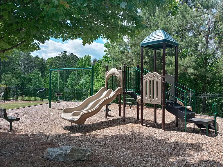 6170 Sparkling Cove Ln — Photo 32