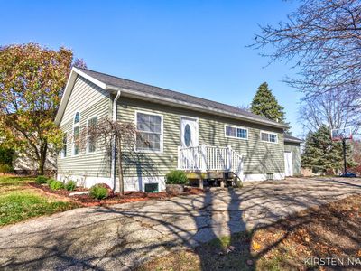 173 Highland Dr, Rockford, MI, 49341