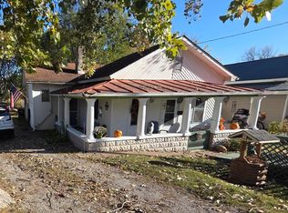 605 Riverside Ave, Defiance, OH 43512