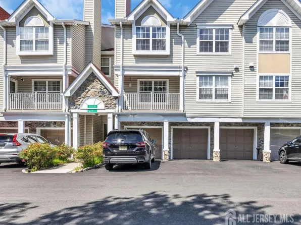 273 Prestwick Way, Edison, NJ 08820