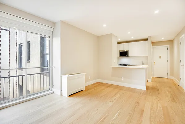 Rented by Akelius Real Estate Management | media 2