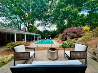9007 Greylock St, Alexandria, VA 22308