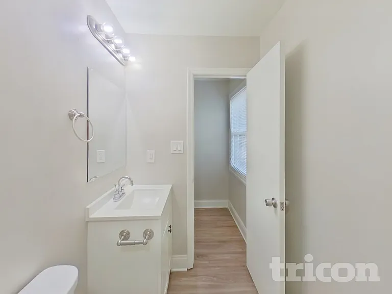 8717 Timbercrest Cir — Photo 8