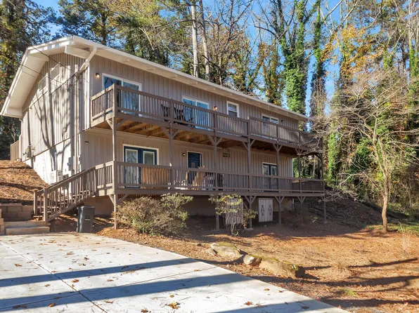 4111 Fredericksburg Dr, College Park, GA 30337