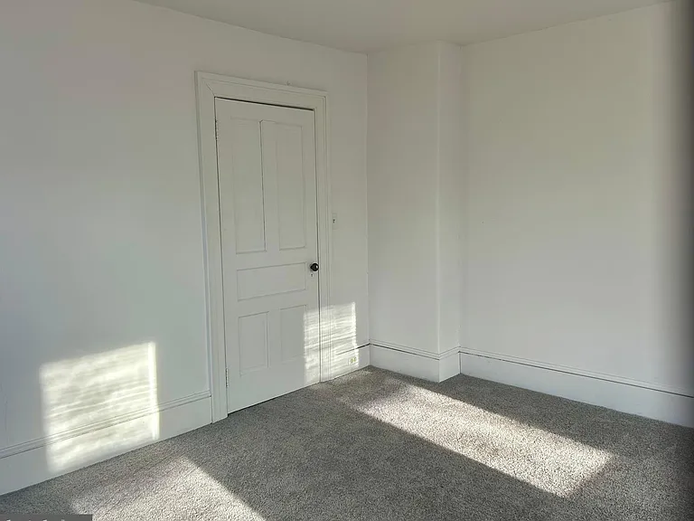 270 Grant St — Photo 12