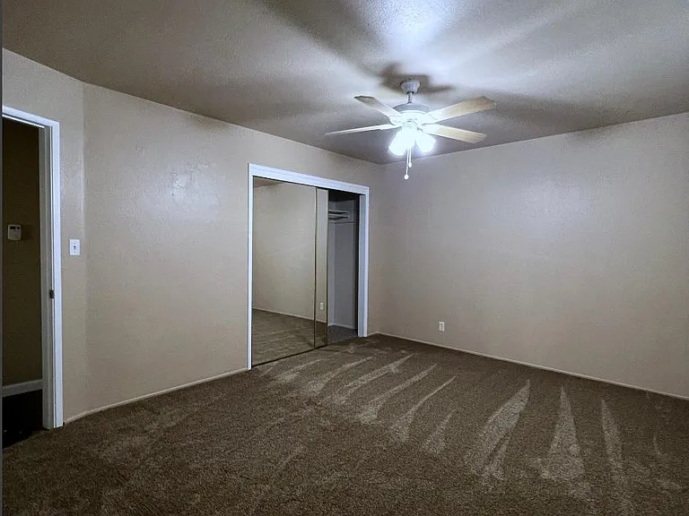 340 S Fairmont Ave #A — Photo 2