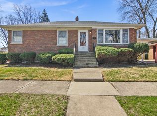 7404 Meadow Ln, Hammond, IN 46324