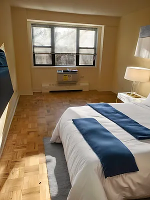 Rented by Corcoran | media 7