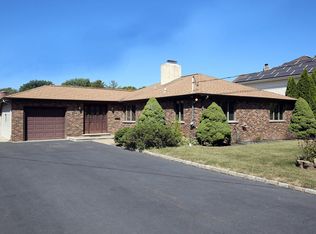 284 Northview Ter, Springfield, NJ 07081