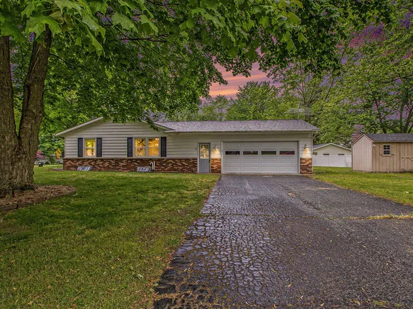 315 Gabardine Ave, Portage, MI 49002