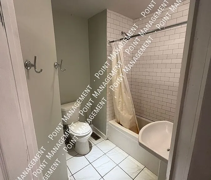 445 Riverland Rd SE #5 — Photo 5