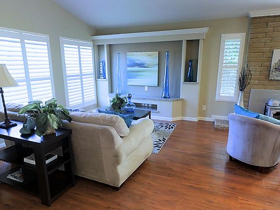 2nd image of 3218 Hogarth Dr