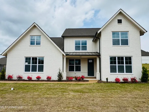 3955 McElroy Farms Dr, Olive Branch, MS 38654