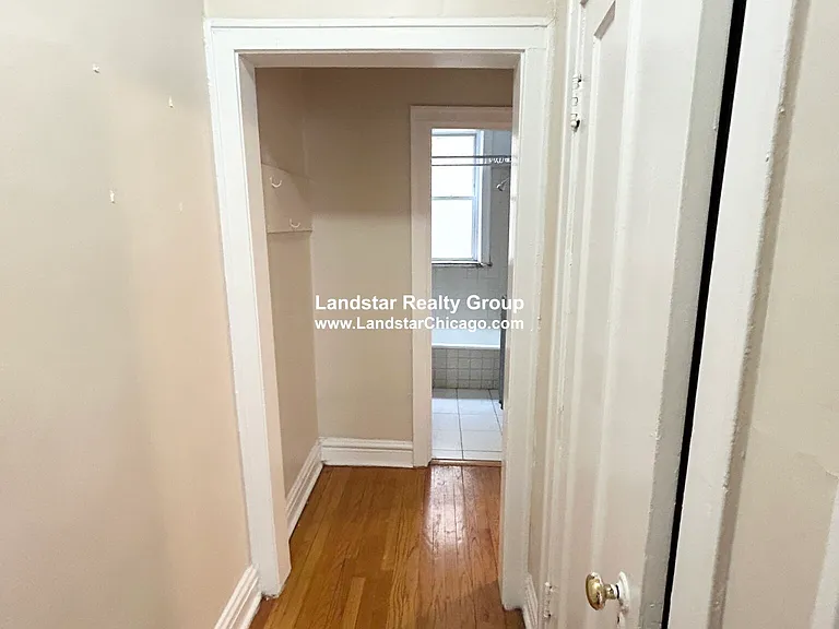 4931 N Whipple St #3W — Photo 10