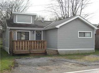 282 Oak Rd, Gibsonia, PA 15044