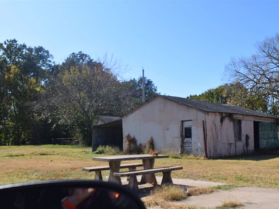 5th image of 133 Park Ln #127