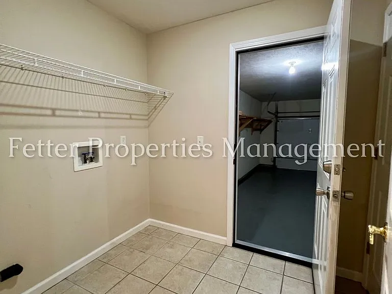 4595 Miranda Dr — Photo 20