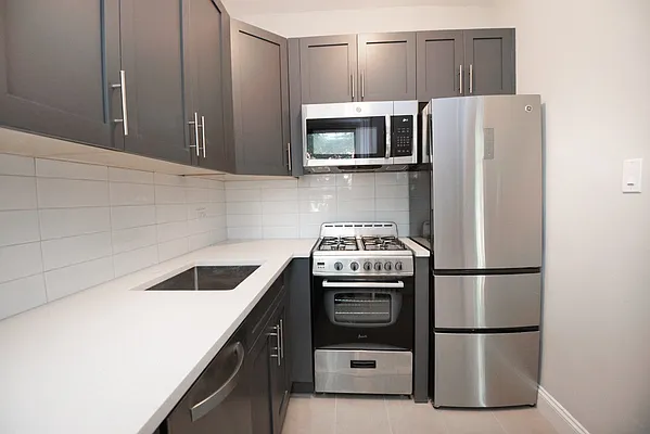 Rented by Living New York | media 15