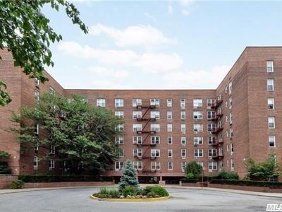 6601 Burns St APT 5P, Flushing, NY, 11374