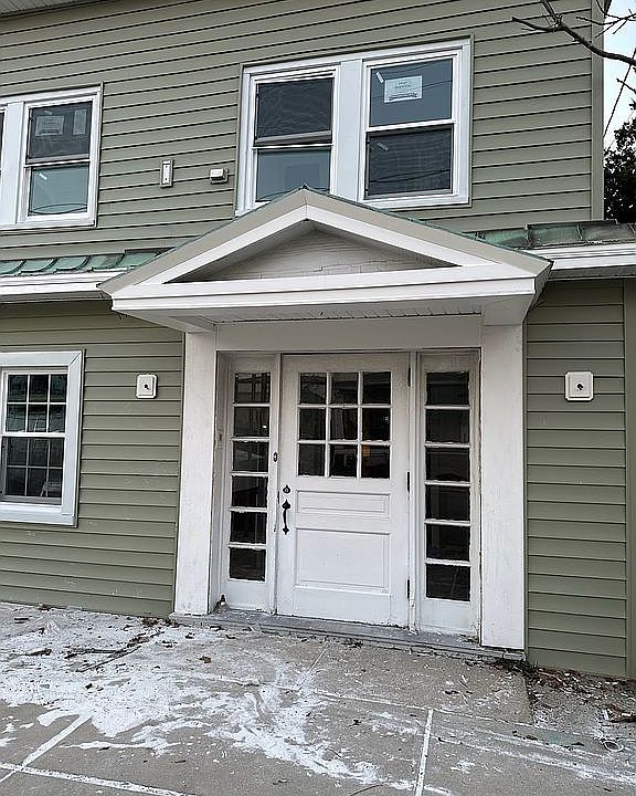 2nd image of 5 N 2nd St