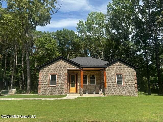 1st image of 350 Taska Rd