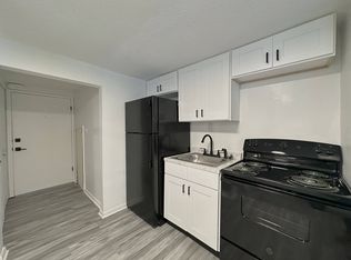 Suntree Apartments, Kansas City, KS 66103