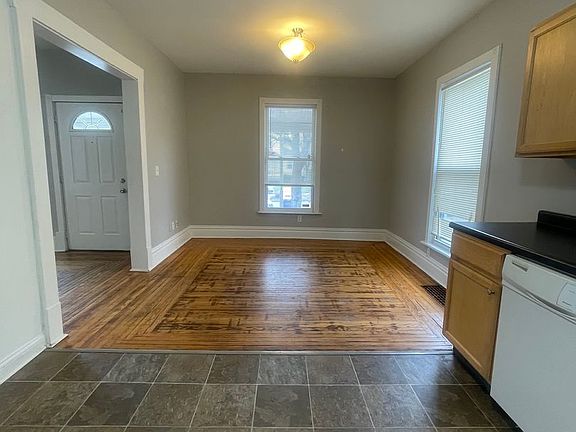 5th image of 738 Paris Ave SE