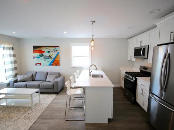 12 Trenton St, Providence, RI